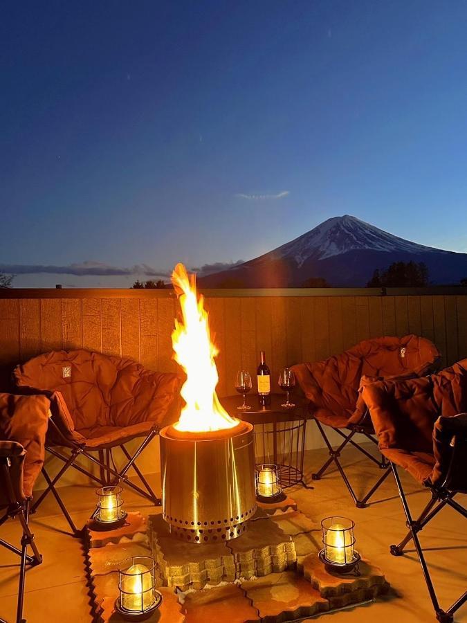 ヴィラ山間堂 Terrace Villa Bbq Bonfire Fuji View Annovillas Fujikawaguchiko Exteriör bild