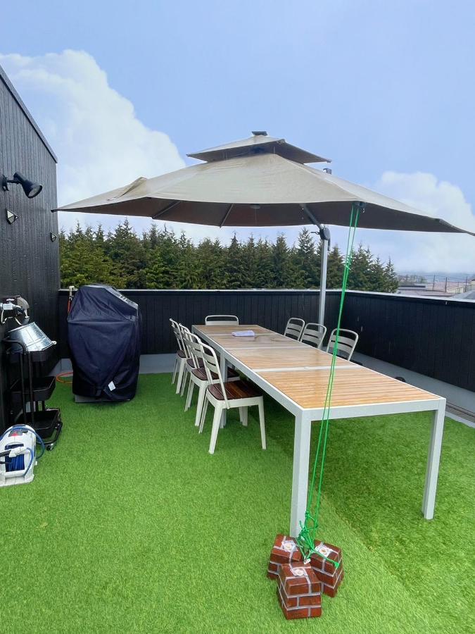 ヴィラ山間堂 Terrace Villa Bbq Bonfire Fuji View Annovillas Fujikawaguchiko Exteriör bild